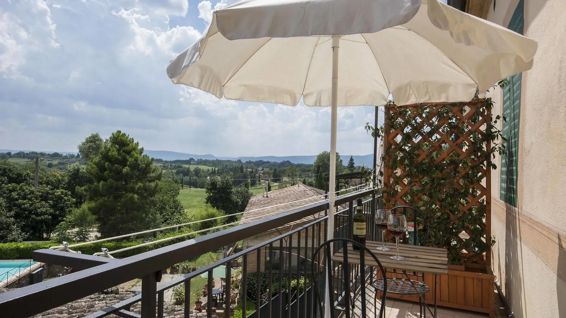 Villa Sant'Andrea Siena 2*,  Itália