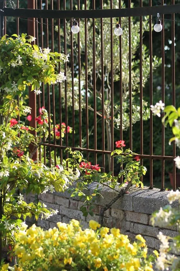 Villa Sant'Andrea Bed & Breakfast Siena